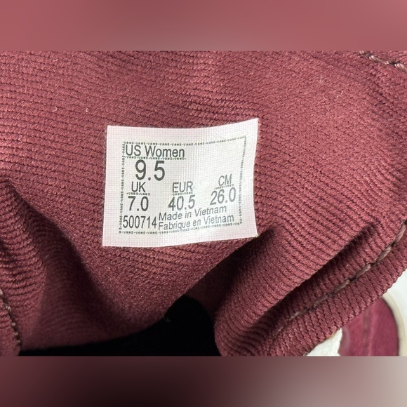 Vans Off The Wall Women’s Low Top Canvas Sneakers, US Size 9.5, Maroon and White - Picture 8 of 12